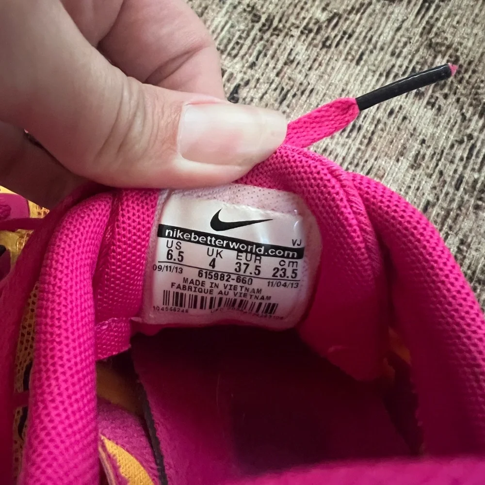 Nike Pink and Yellow Track Spikes - Picture 5 of 5